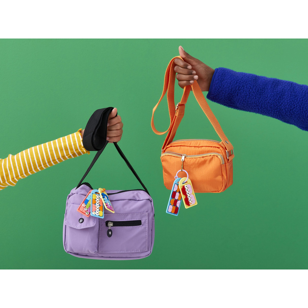 Конструктор LEGO DOTS Великий набір бирок для сумок: написи 228 деталей (41949) - зображення 2