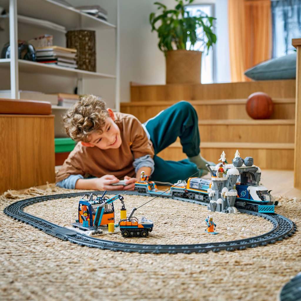 Конструктор LEGO City Арктичний дослідний експрес (60470) - зображення 12