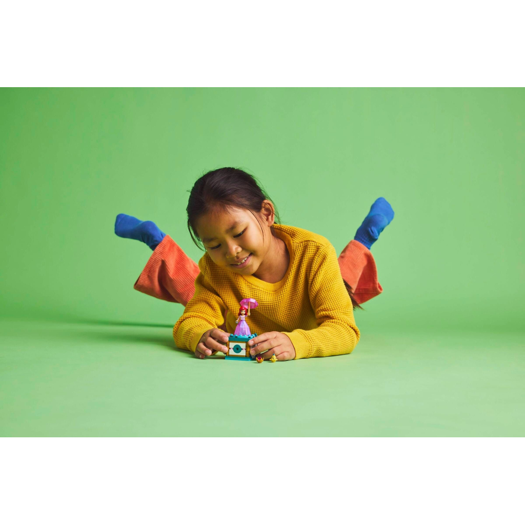 Конструктор LEGO Disney Princess Кружляння Аріель (43259) - зображення 10