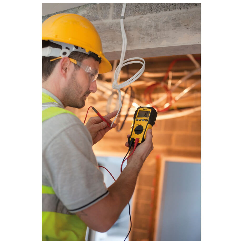 Цифровий мультиметр Stanley FATMAX, подвійний дисплей САТ ІІІ, до 600В, 10А (FMHT82563-0) - зображення 3