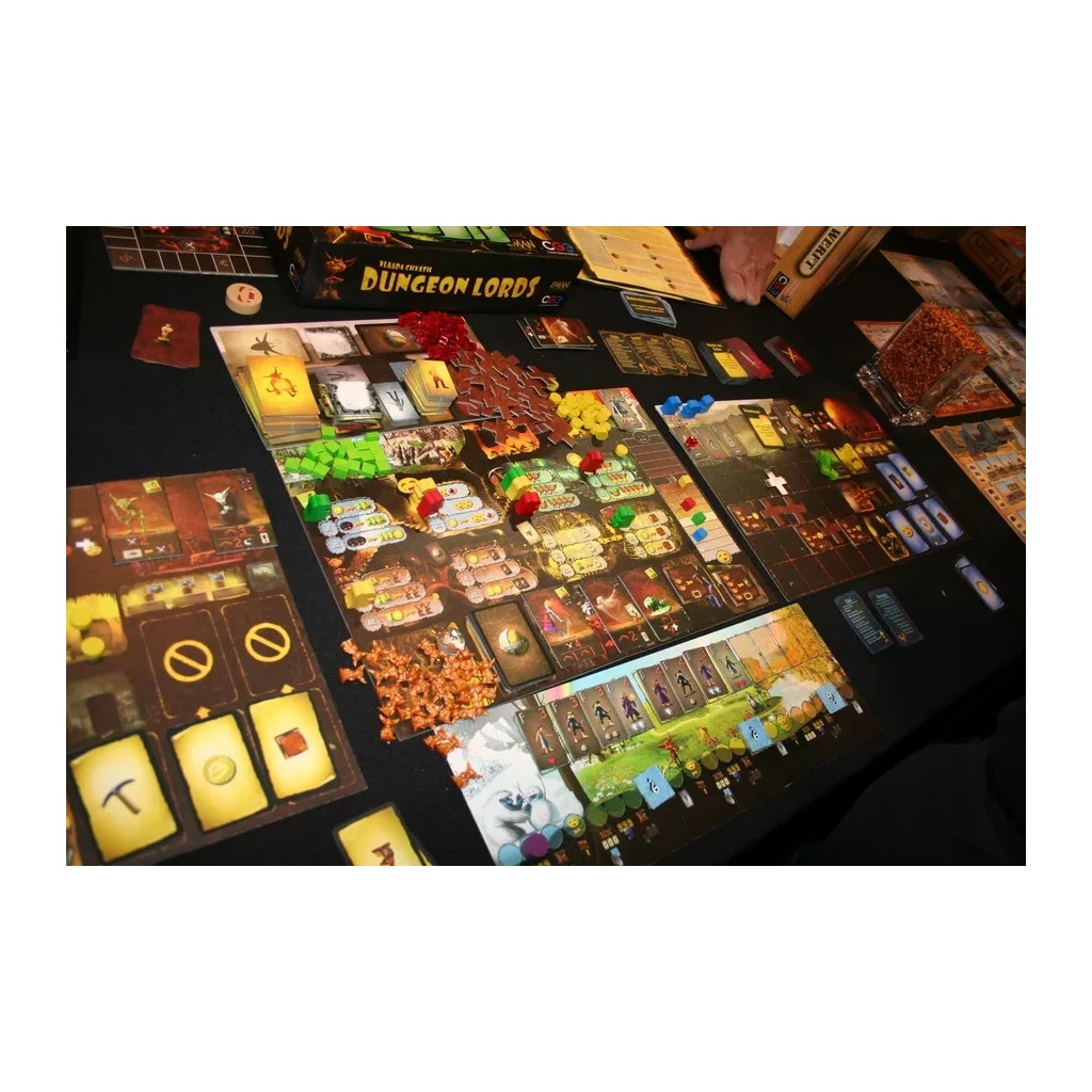 Настільна гра Czech Games Edition Dungeon Lords (Лорди Підземель) англ. (8594156310073) - зображення 5