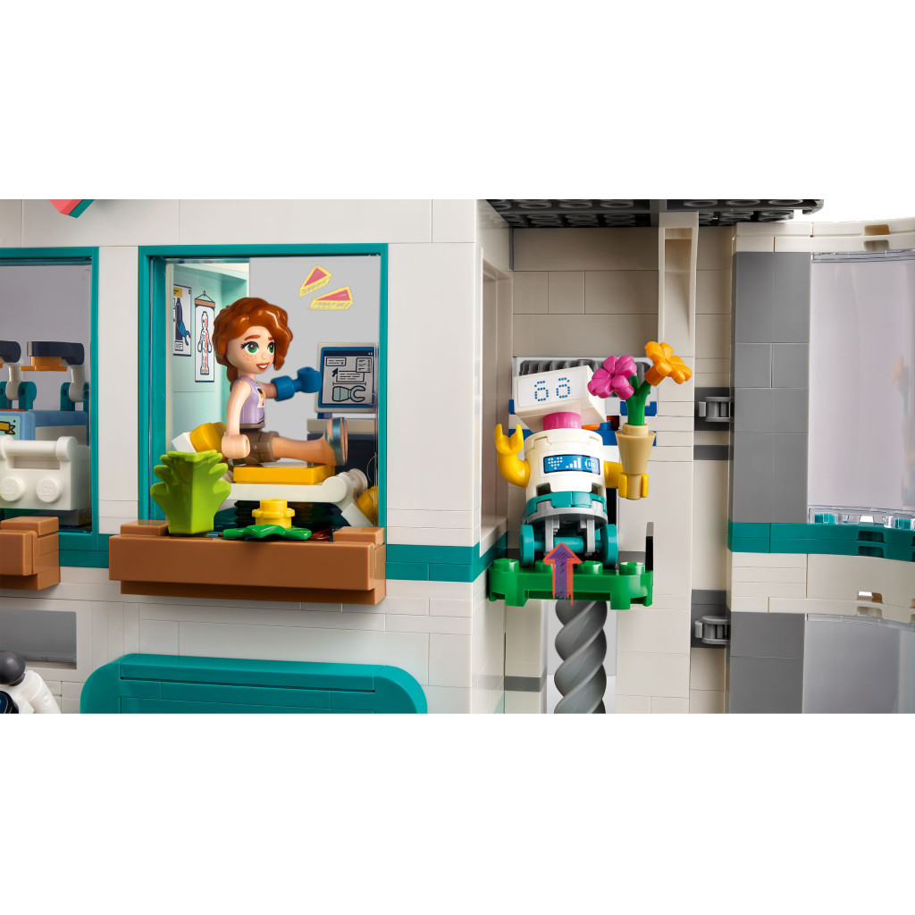 Конструктор LEGO Friends Лікарня в Хартлейк-Сіті 1045 деталей (42621) - зображення 7