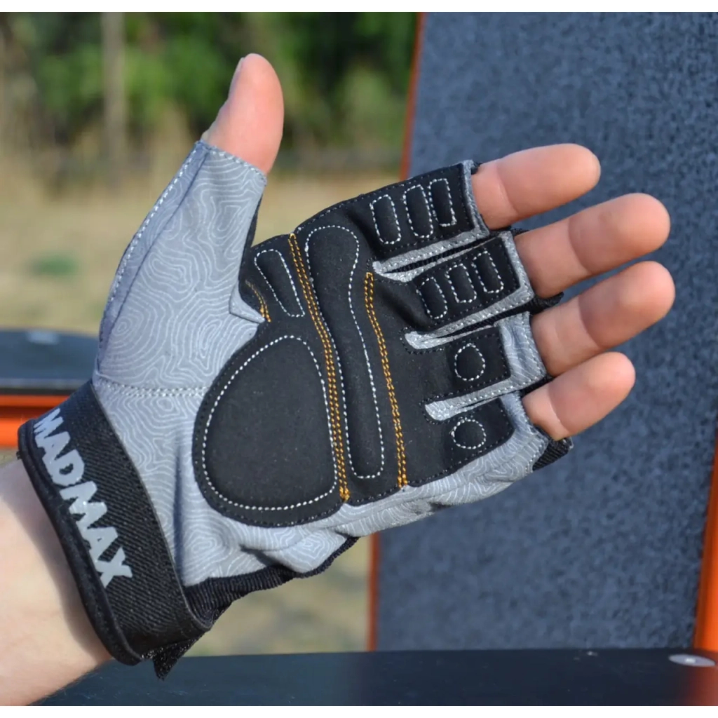 Рукавички для фітнесу MadMax MFG-871 Damasteel Grey/Black S (MFG-871_S) - зображення 5
