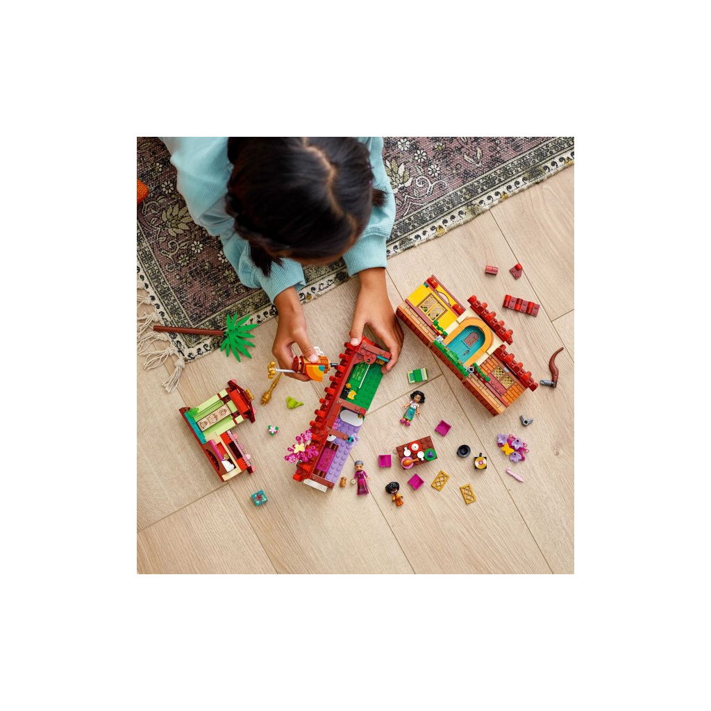 Конструктор LEGO Disney Princess Будинок сім'ї Мадригал 587 деталей (43202) - зображення 4