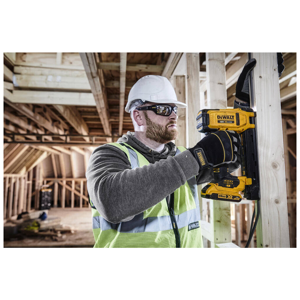 Степлер будівельний DeWALT 18В XR, довжина/ширина скоби 25/19.7 мм, 2xAh, кейс TSTAK (DCN701D2) - изображение 8