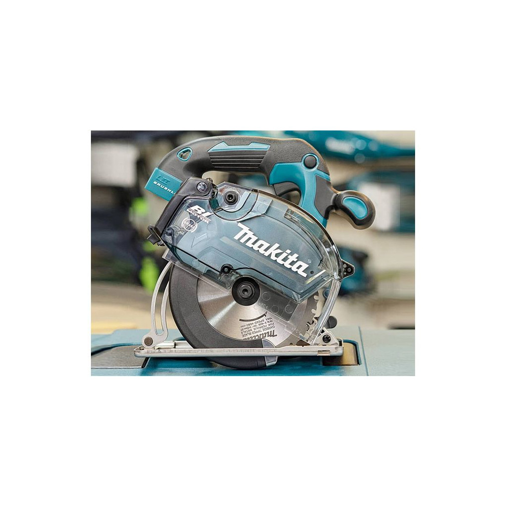 Дискова пила Makita по металу LXT, 18V, 150мм (без АКБ та ЗП) (DCS553Z) - зображення 2