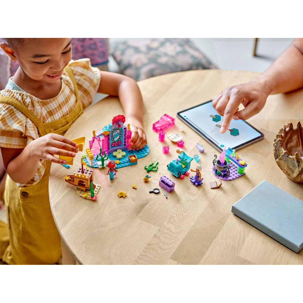 Конструктор LEGO Disney Princess Кришталева печера Аріель (43254) - зображення 9