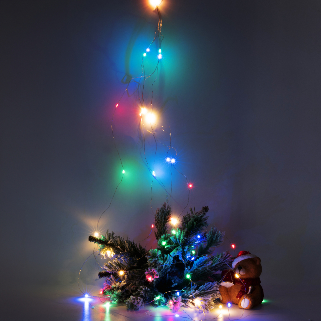 Гірлянда YES! Fun Пучок на мідному дроті 50 LED Різнокольорова 1 м Статична На батарейках (975014) - зображення 4