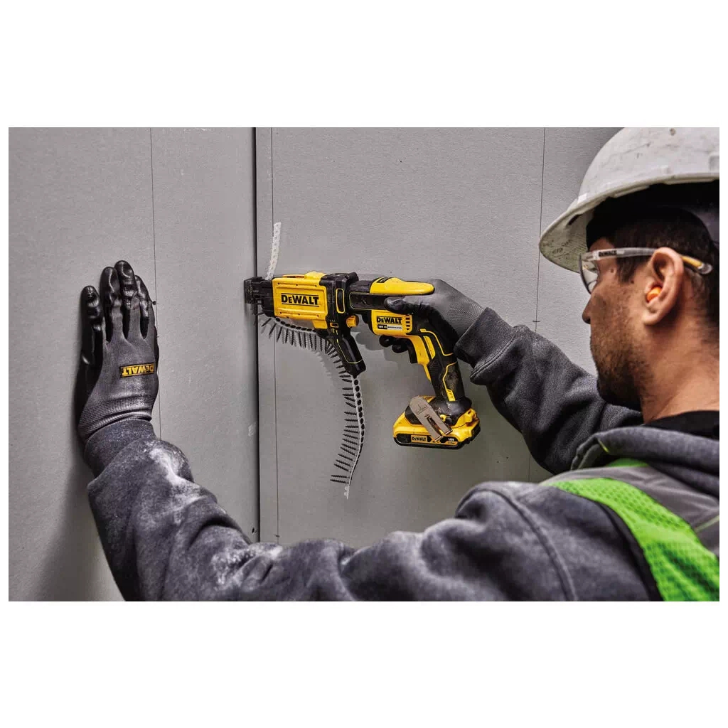 Шуруповерт DeWALT 18V XR Li-Ion, 30/5 Нм, 4400 об/хв (без АКБ та ЗП) (DCF620N) - зображення 3
