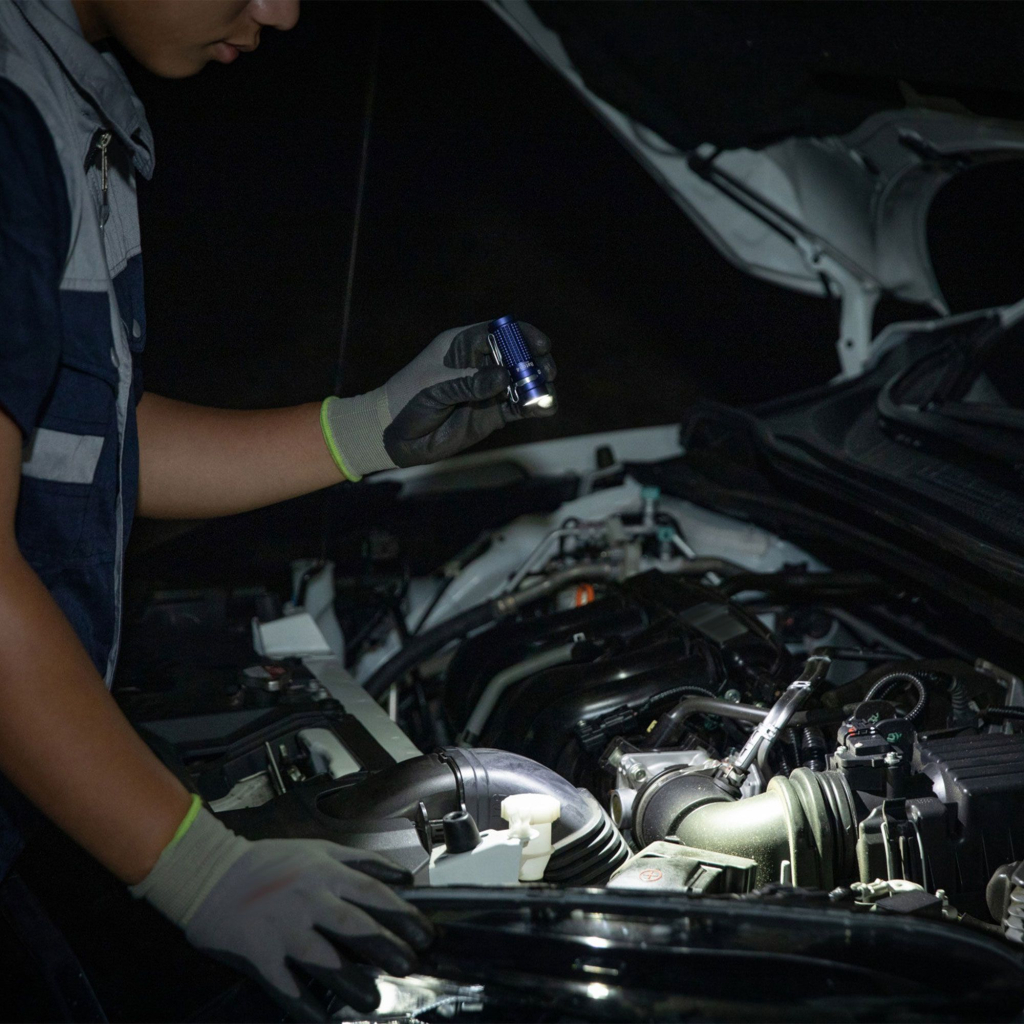 Ліхтар Olight Baton 4 Premium Regal Blue (Baton 4 Premium EditionR) - зображення 12