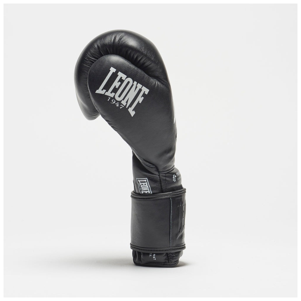 Боксерські рукавички Leone GN111 The Greatest Black 18 унцій (GN111_Black_18oz) - зображення 6