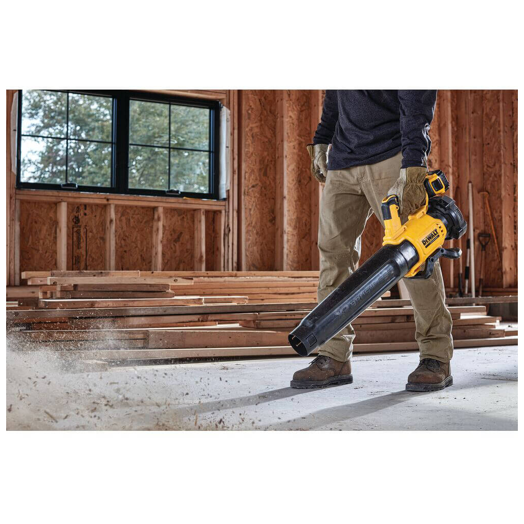 Повітродувка DeWALT 18V Li-Ion, потік 200 км/год (без АКБ та ЗП) (DCMBL562N) - зображення 2