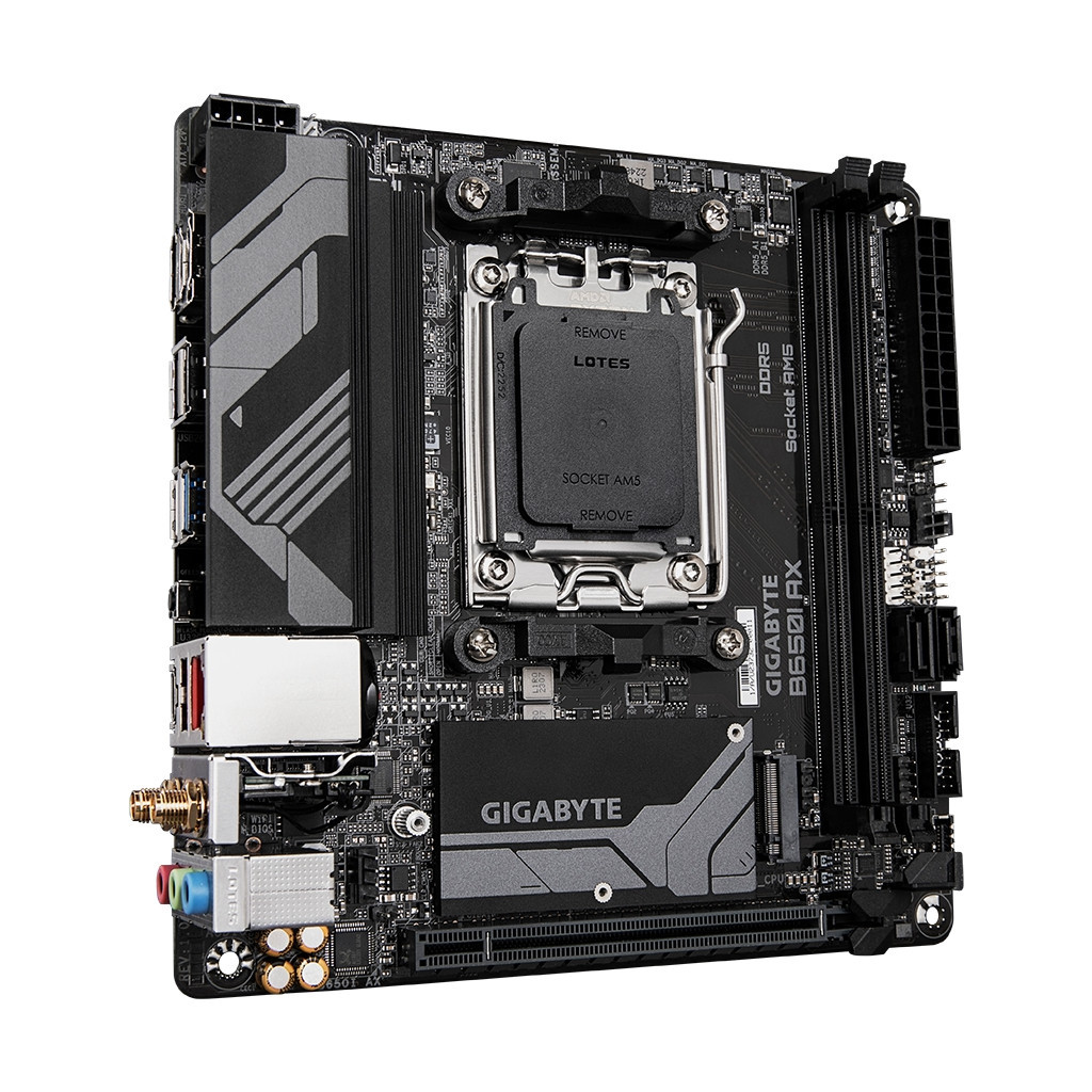 Материнська плата GIGABYTE B650I AX - зображення 2