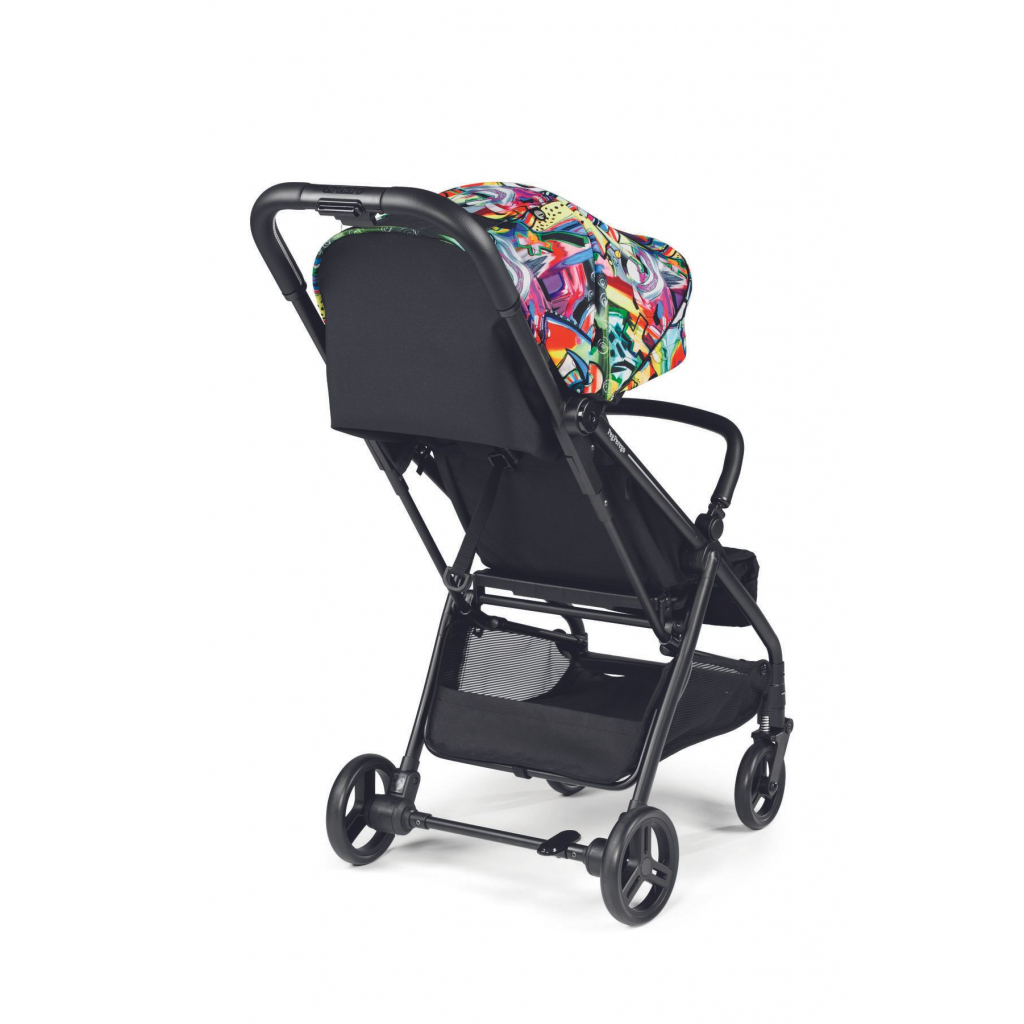 Коляска Peg-Perego Selfie Street Art чорна з абстрактним малюнком (IP22000000AT99RO01) - зображення 3