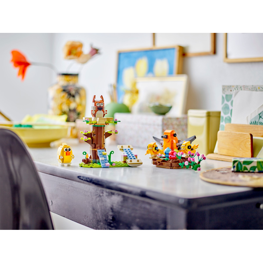 Конструктор LEGO Iconic Весняний майданчик для тварин (40709) - зображення 6