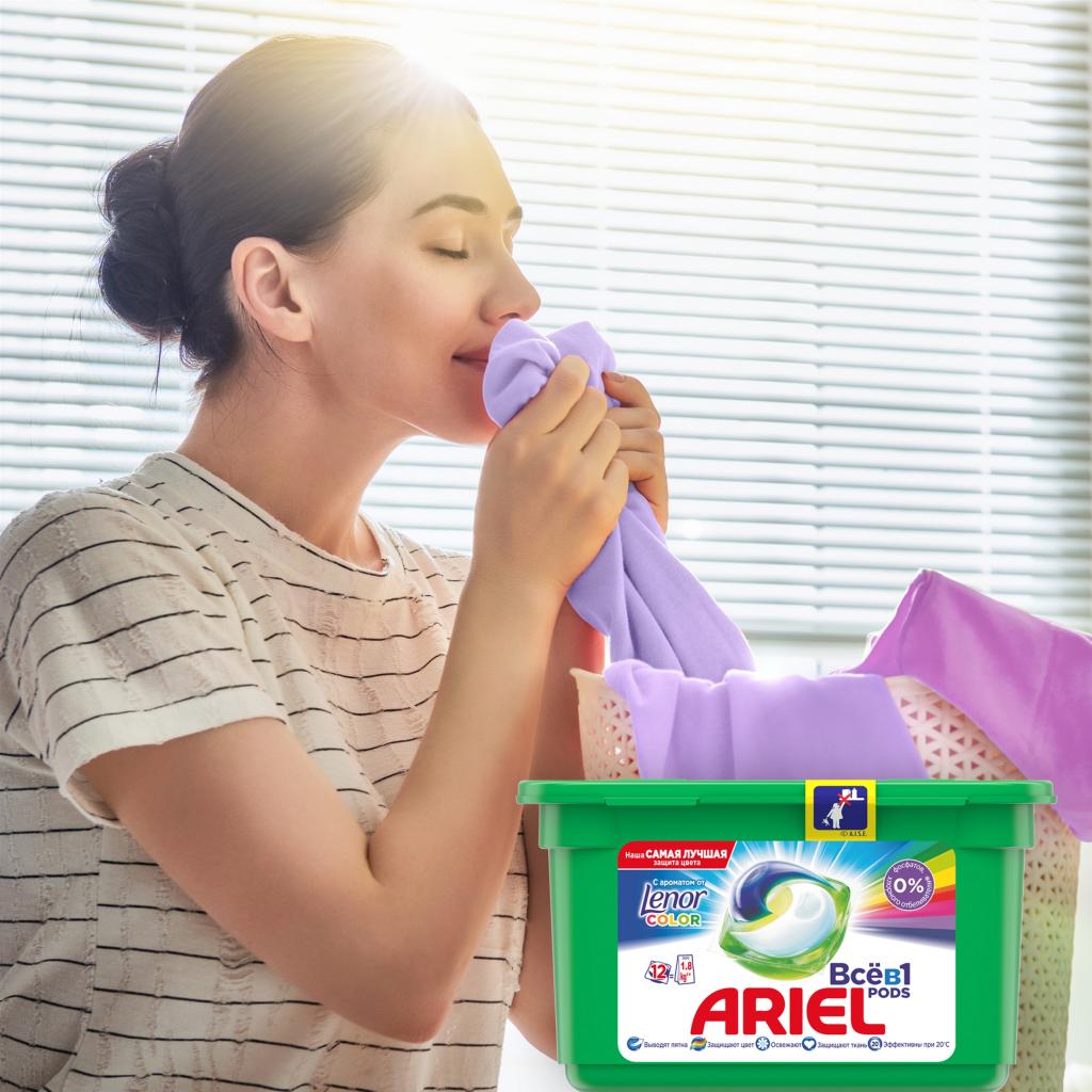 Капсули для прання Ariel Pods Touch of Lenor Fresh 30 шт (4015600950972) - зображення 2