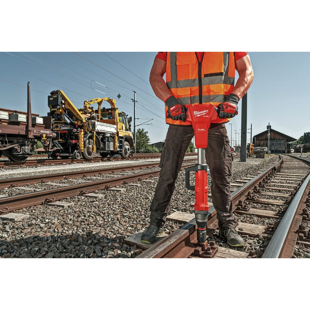 Гайковерт Milwaukee 1'', 2000 Нм, M18 M18 FHIWF1R-122C, 2x12Ah, кейс (4933493141) - изображение 8