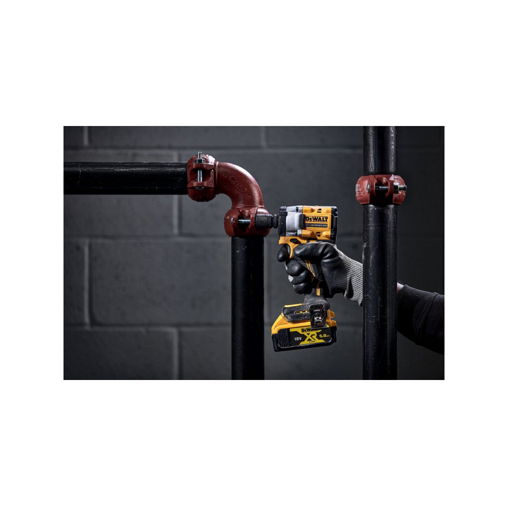 Гайковерт DeWALT 18 В XR Li-lon,406 Нм, 5 Ah, 2 АКБ, ЗП, чохол (DCF921P2G) - зображення 6