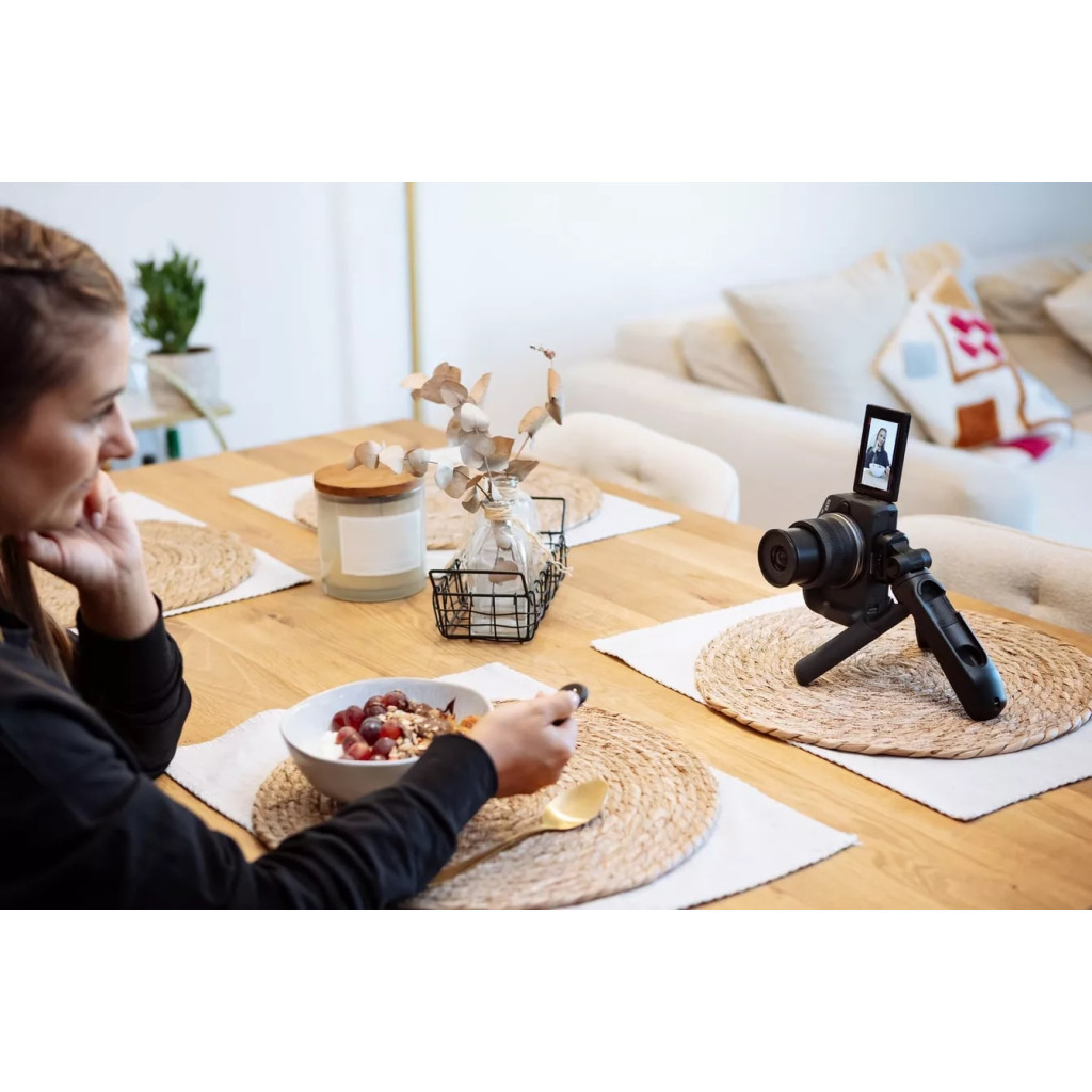 Цифровий фотоапарат Canon EOS R50 RF-S 18-45 IS STM + RF-S 55-210 IS STM Black (5811C034) - изображение 7