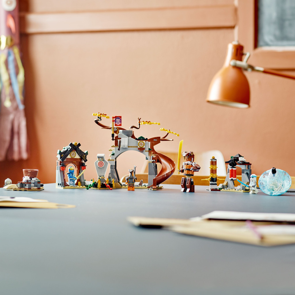 Конструктор LEGO Ninjago Тренувальний центр ніндзя 524 деталі (71764) - зображення 5