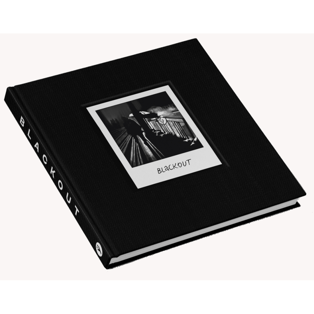 Комікс BLACKOUT. Chronicles of Our Life During Russias War Against Ukraine Yakaboo Publishing (9786178107765) - зображення 2