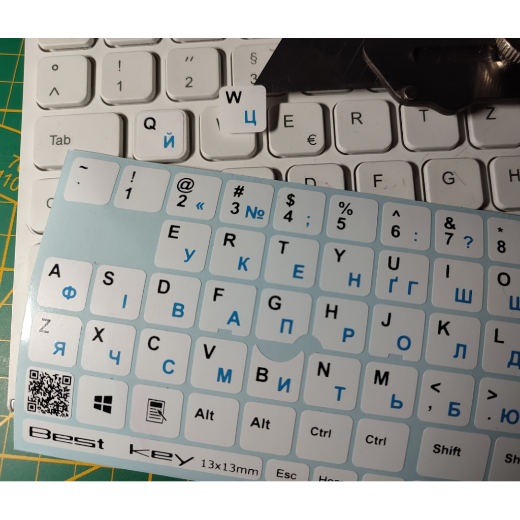 Наклейка на клавіатуру BestKey непрозора біла основа, 76, синій (BKU13WHI_BLU) - зображення 2