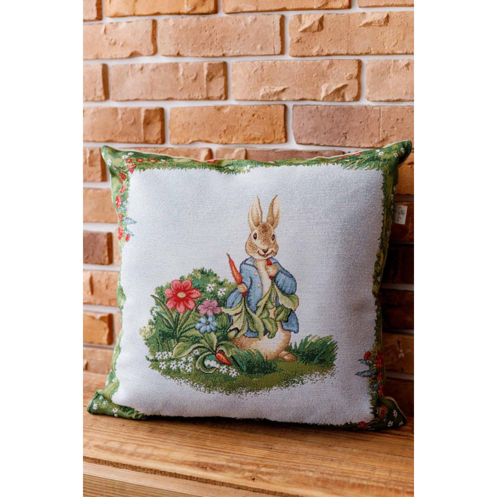Подушка Прованс декоративна гобеленова Заєць з морквою Галявина 45х45 см (034248) - зображення 1