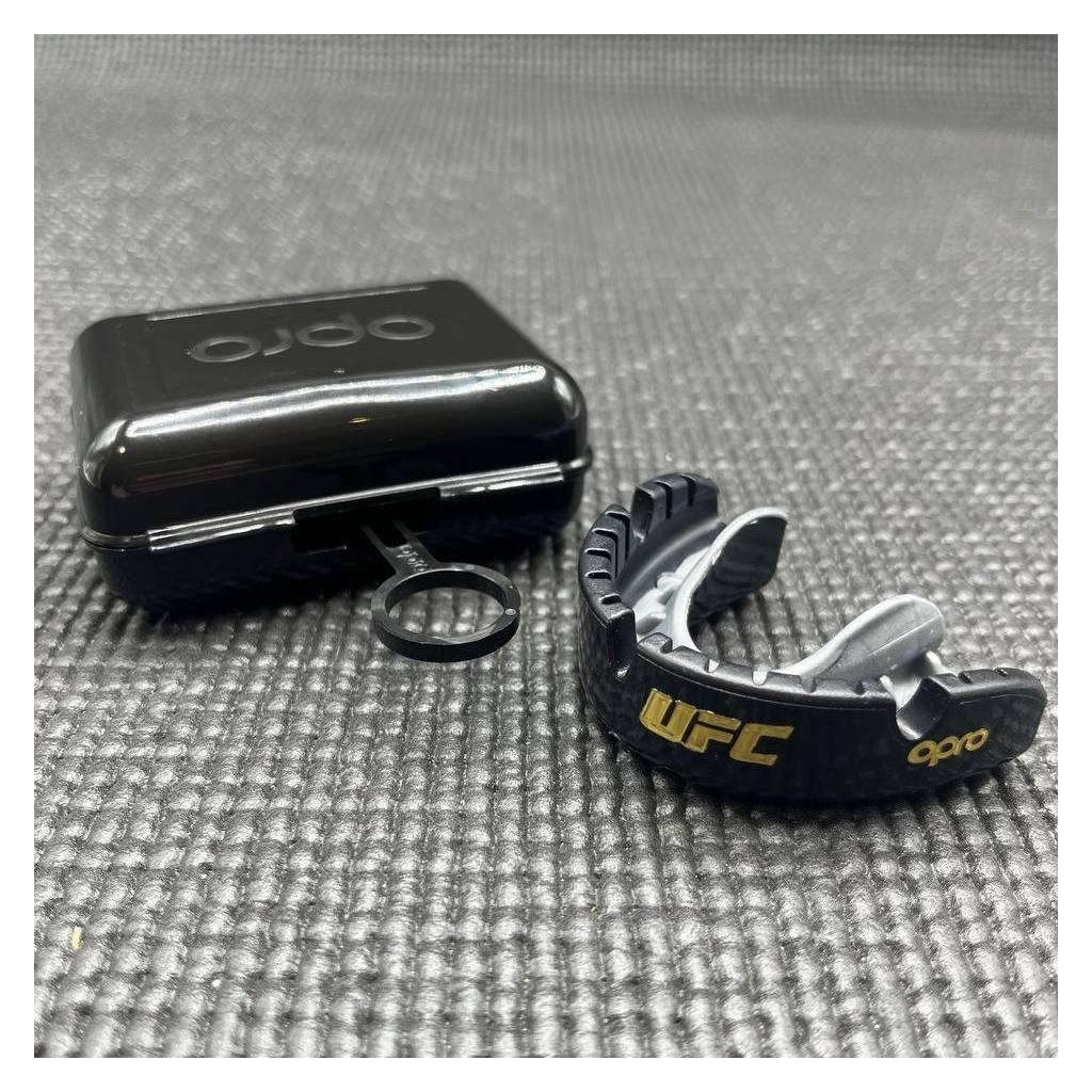 Капа Opro Gold Braces під брекети Blackl/Silver (102518001) (UFC_Gold_Braces_Bl/Silver) - зображення 9