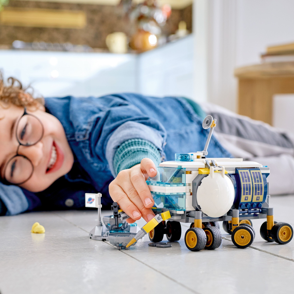 Конструктор LEGO City Space Місяць 275 деталей (60348) - зображення 3