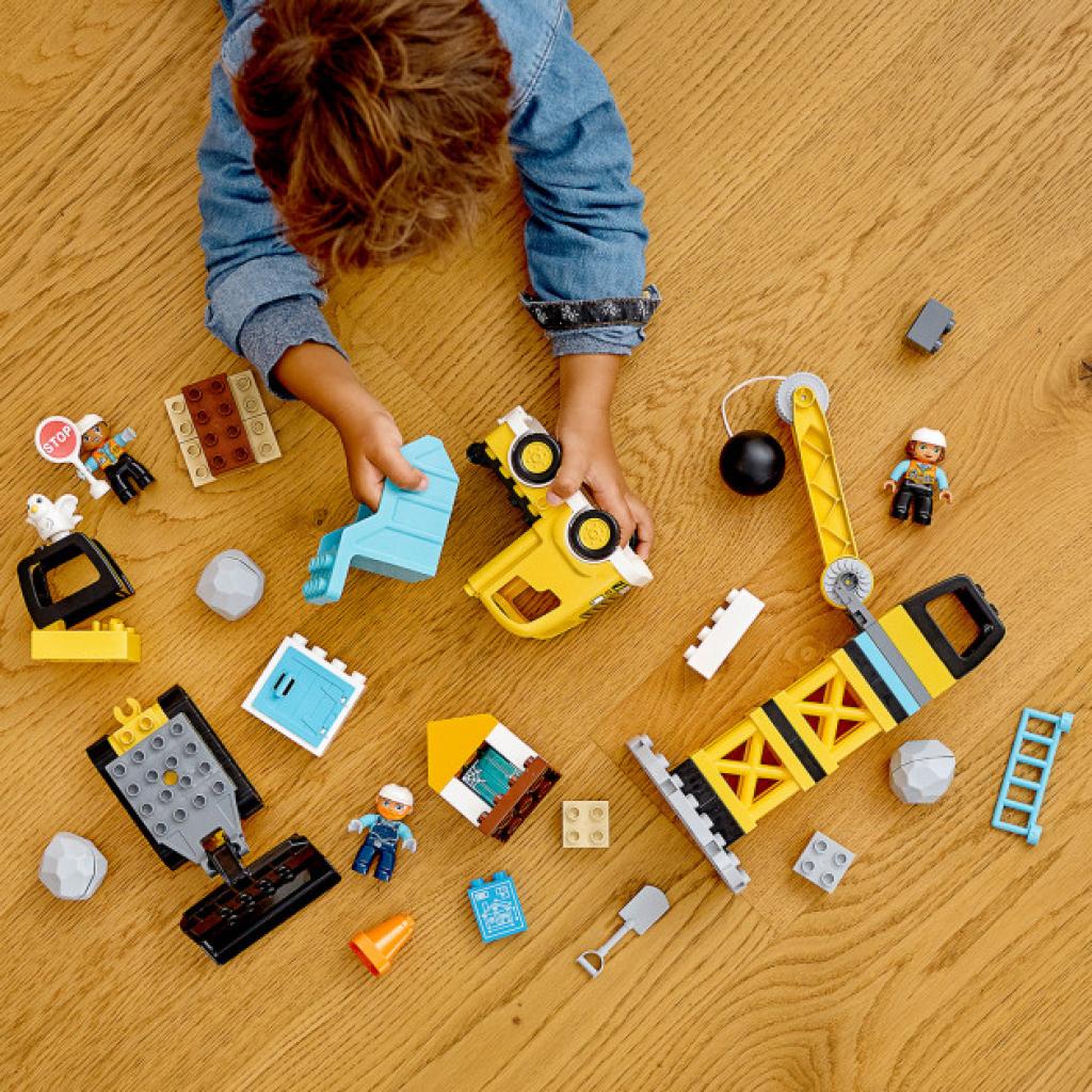 Конструктор LEGO Duplo Town Нищівний кульовий таран 56 деталей (10932) - зображення 4