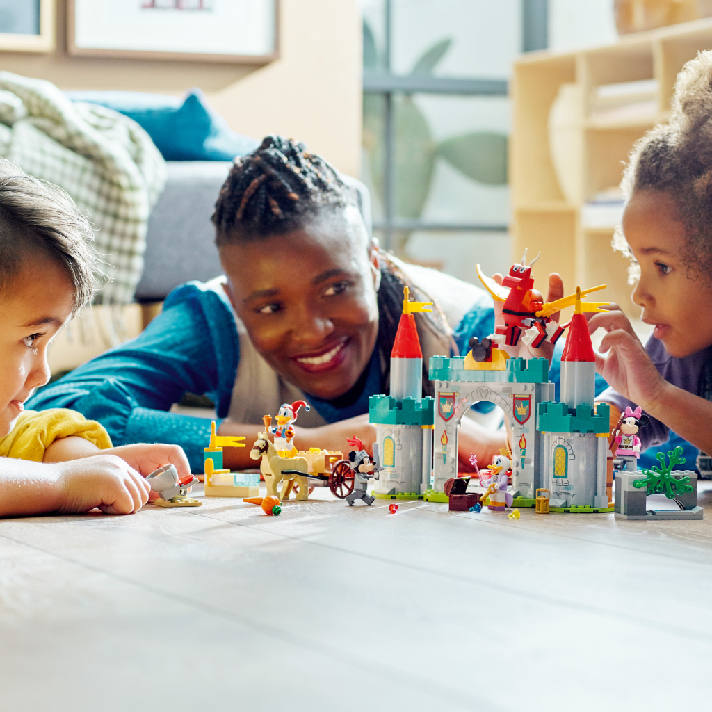 Конструктор LEGO Mickey and Friends Міккі та друзі - захисники замку 215 деталей (10780) - зображення 4