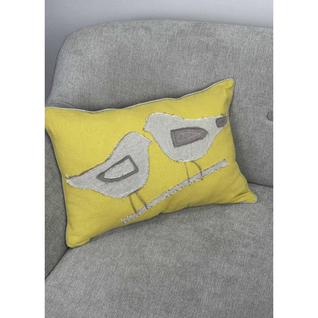 Подушка Прованс декоративна жовта Пара пташок 35х50 см (033333) - зображення 1