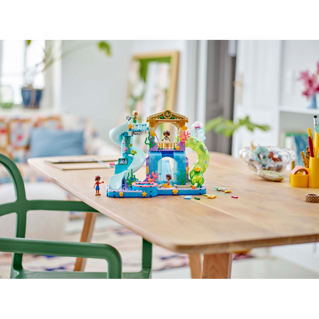 Конструктор LEGO Friends Аквапарк Хартлейк-Сіті (42630) - зображення 12