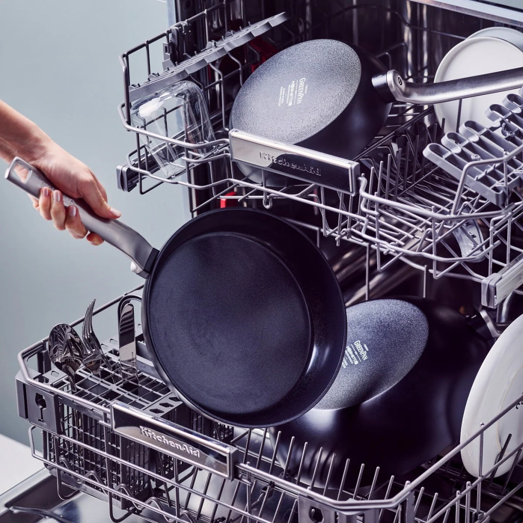 Сковорода GreenPan Evolution, 20 см з керамічним покриттям, чорна (CC006385-001) - зображення 3