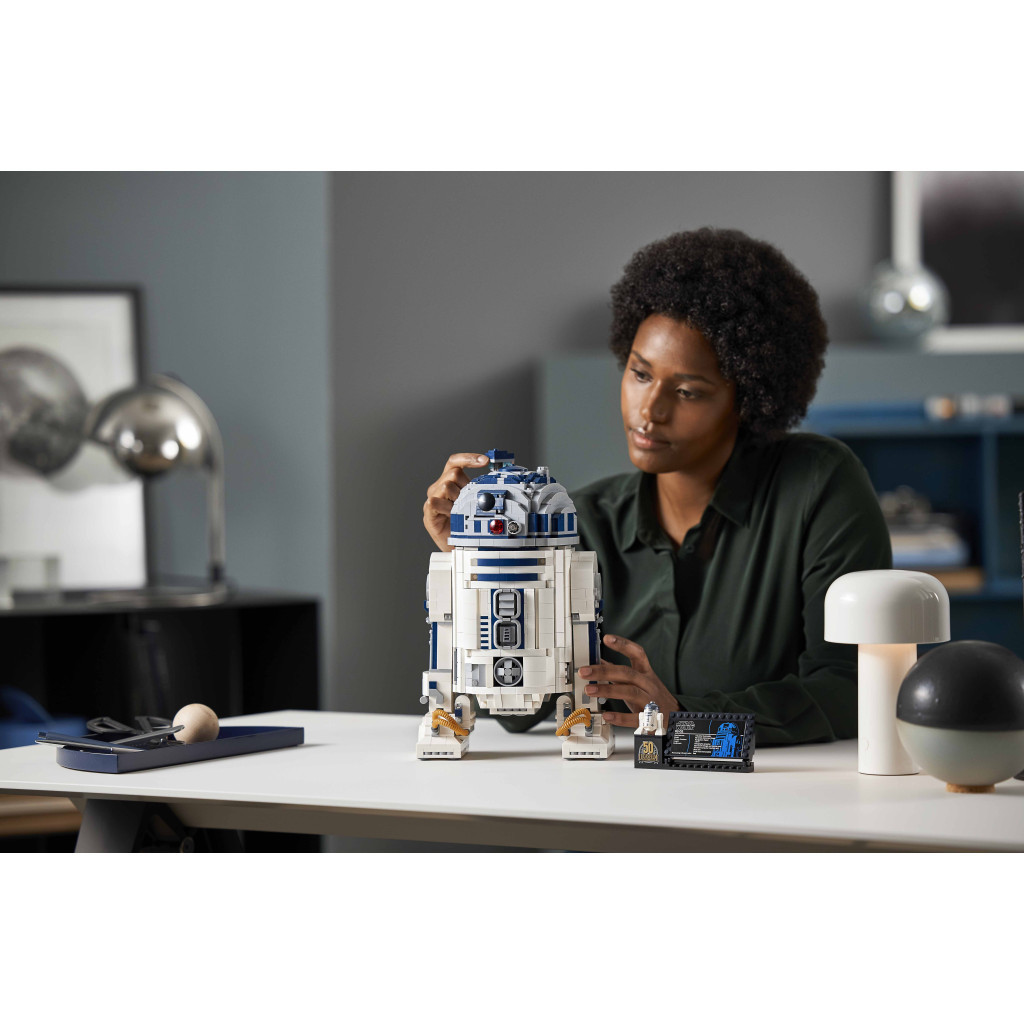 Конструктор LEGO Star Wars R2-D2 2314 деталей (75308) - зображення 7