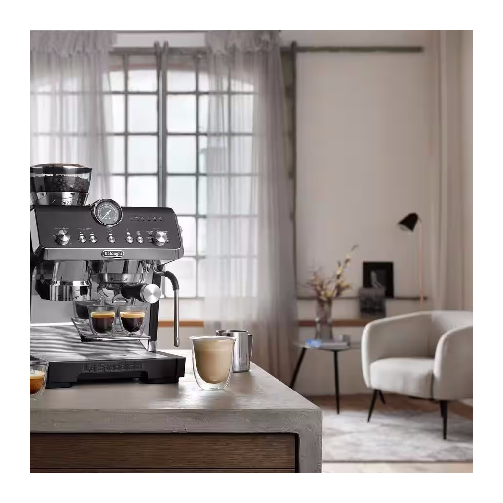 Ріжкова кавоварка еспресо DeLonghi EC 9555 BK - зображення 6