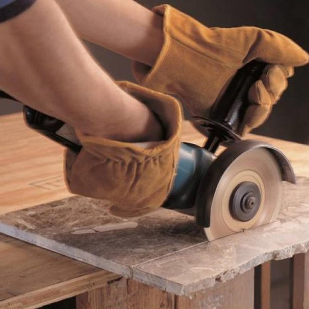 Шліфувальна машина Makita 9565PCV - зображення 2