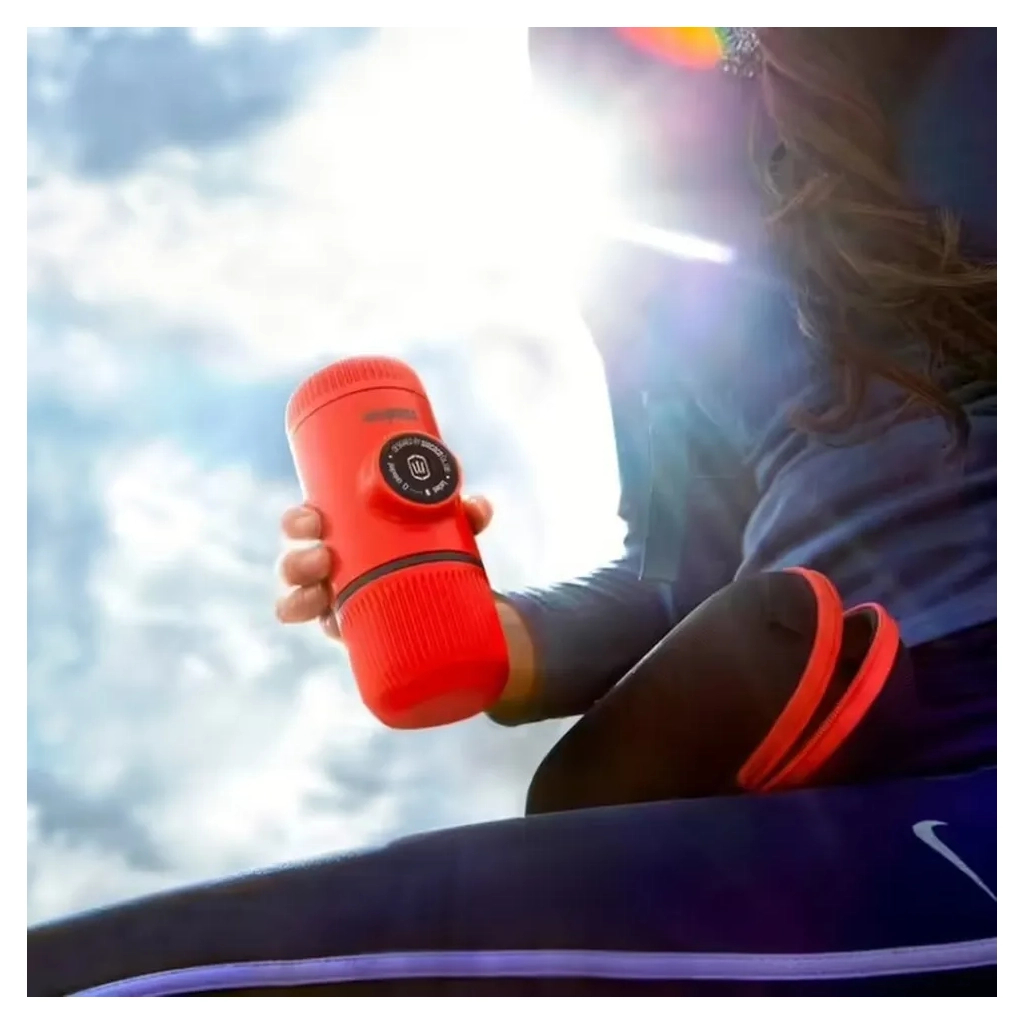 Кавоварка кемпінгова Wacaco Nanopresso з чохлом червона (WNANORED) - изображение 4