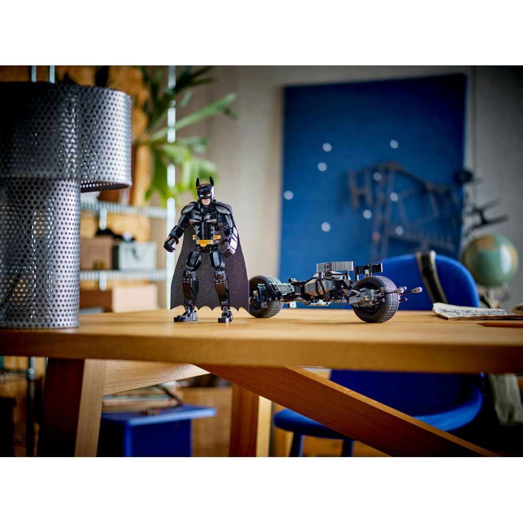 Конструктор LEGO Batman Фігурка Бетмена для складання і бетцикл (76273) - зображення 12