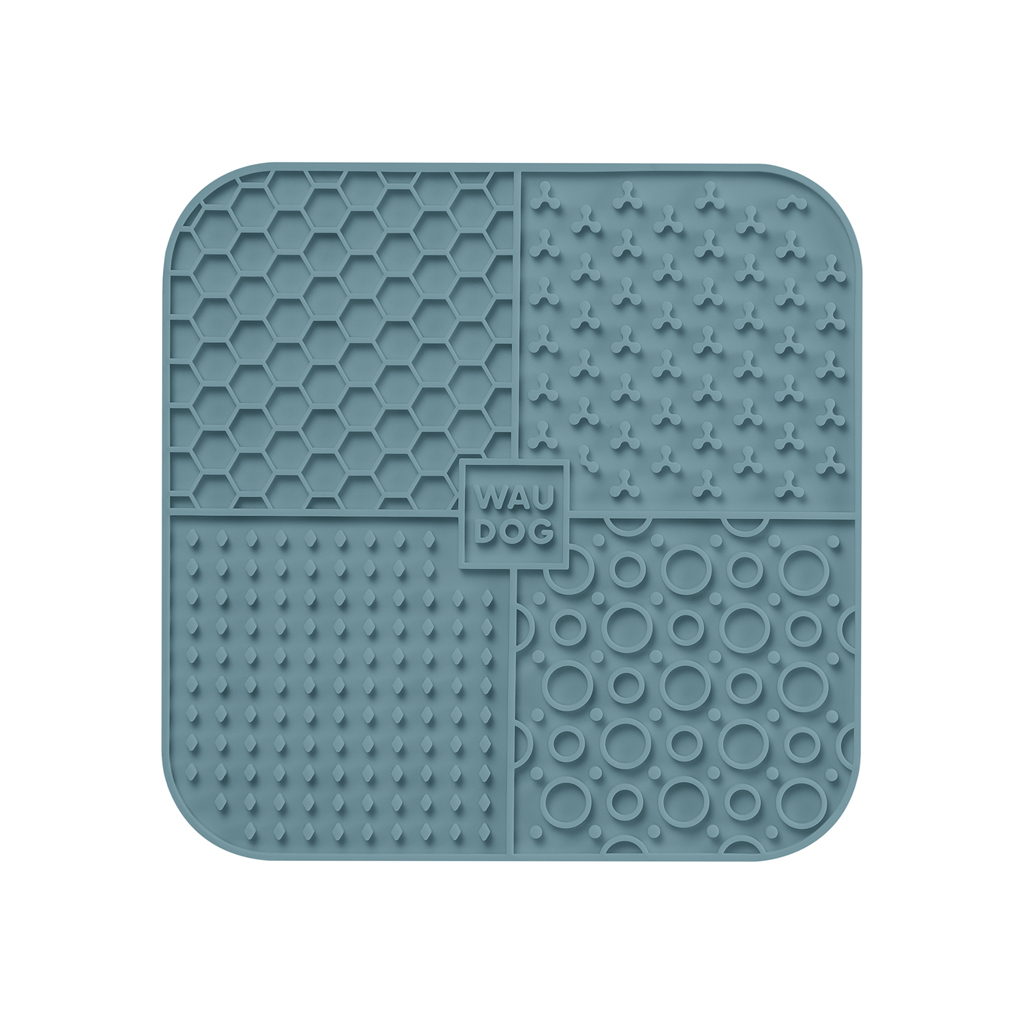 Універсальний посуд для тварин WAUDOG Silicone Килимок для злизування 19х19х1 см сірий (235211) - зображення 3