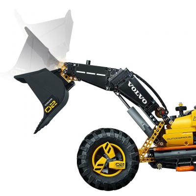 Конструктор LEGO Volvo колісний навантажувач ZEUX (42081) - зображення 7