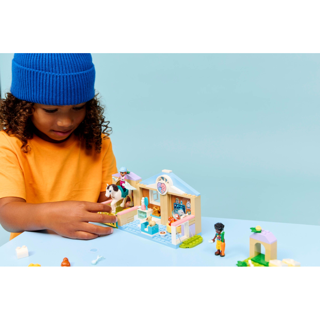 Конструктор LEGO Friends Ветеринарна клініка (42696) - зображення 9