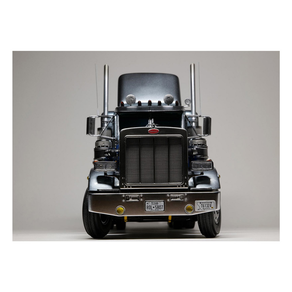 Збірна модель Revell Вантажний тягач Peterbilt 359 рівень 5 масштаб 1:25 (RVL-12627) - зображення 7