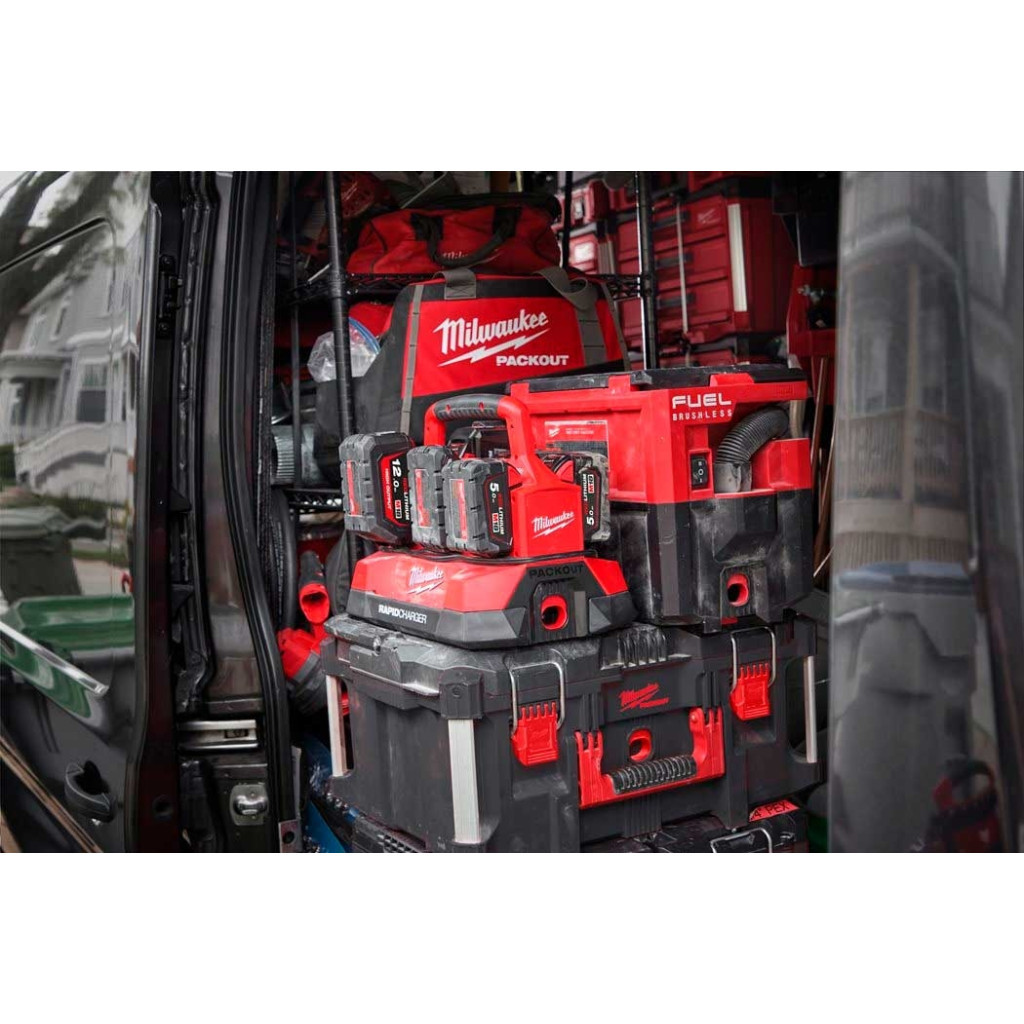 Зарядний пристрій для акумуляторів інструменту Milwaukee M18 PC6 EU (4932480162) - зображення 12