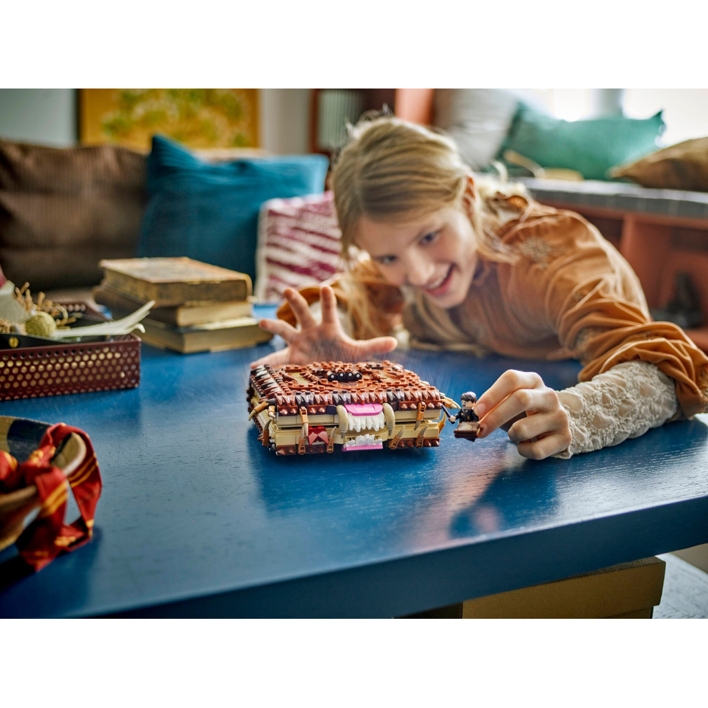 Конструктор LEGO Harry Potter Куслива Жахлива книга жахів (76449) - зображення 12