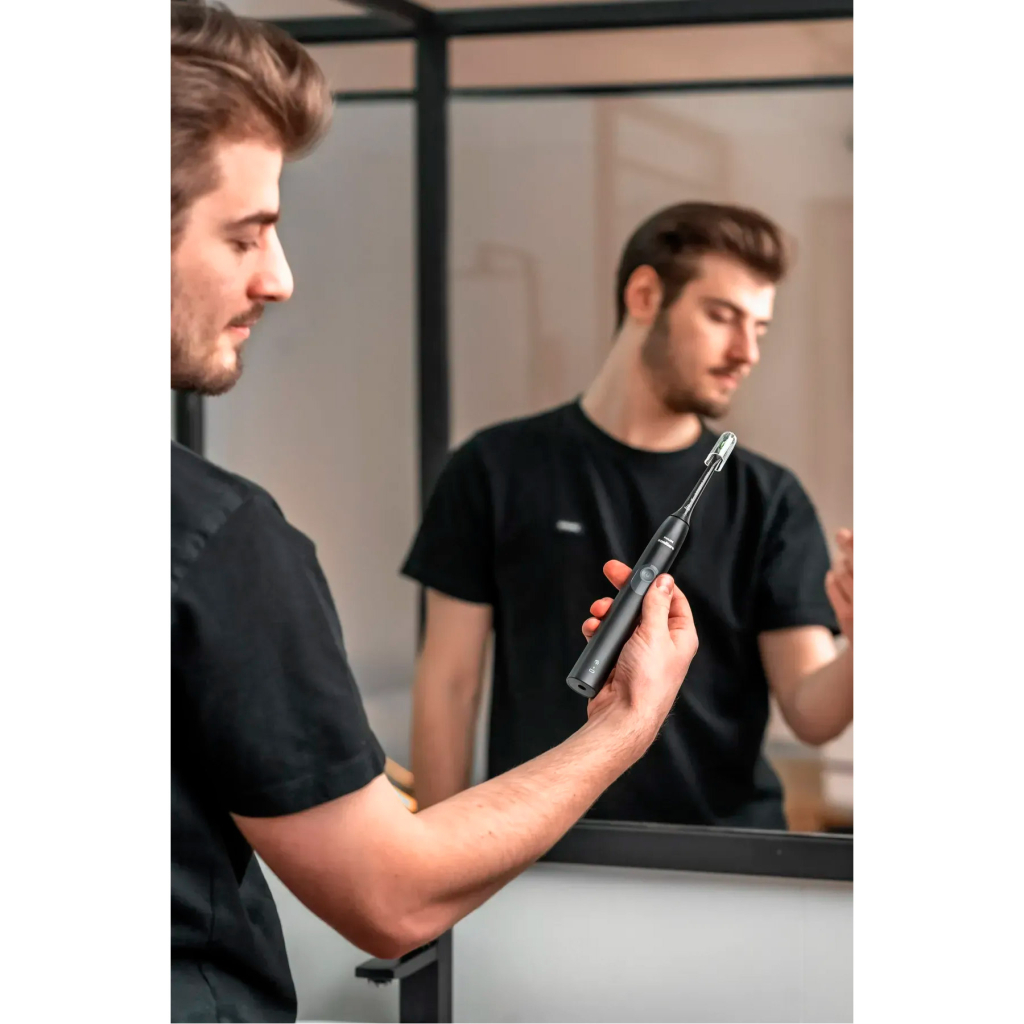 Електрична зубна щітка Philips HX6800/87 - зображення 7