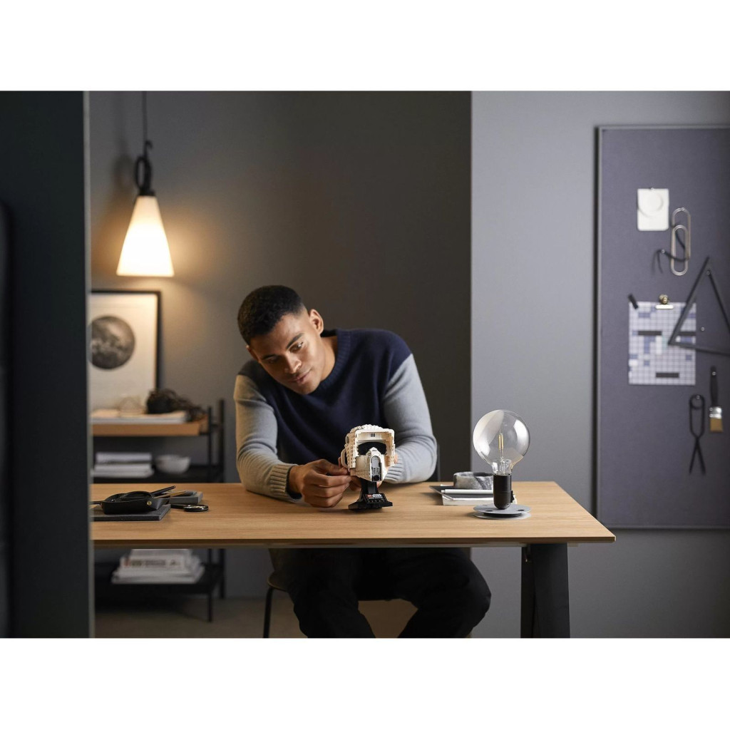 Конструктор LEGO Star Wars Шолом піхотинця-розвідника 471 деталь (75305) - зображення 4