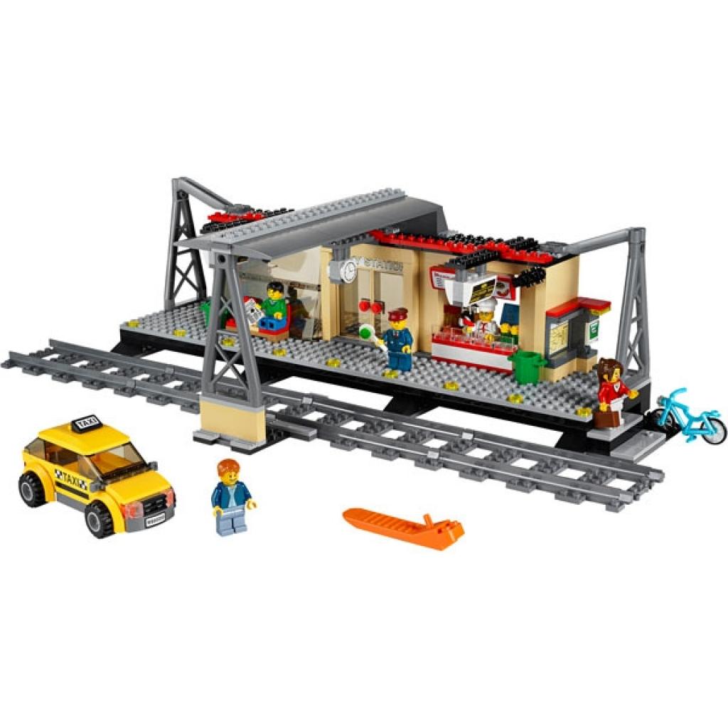 Конструктор LEGO City Залізнична станція (60050) - зображення 2