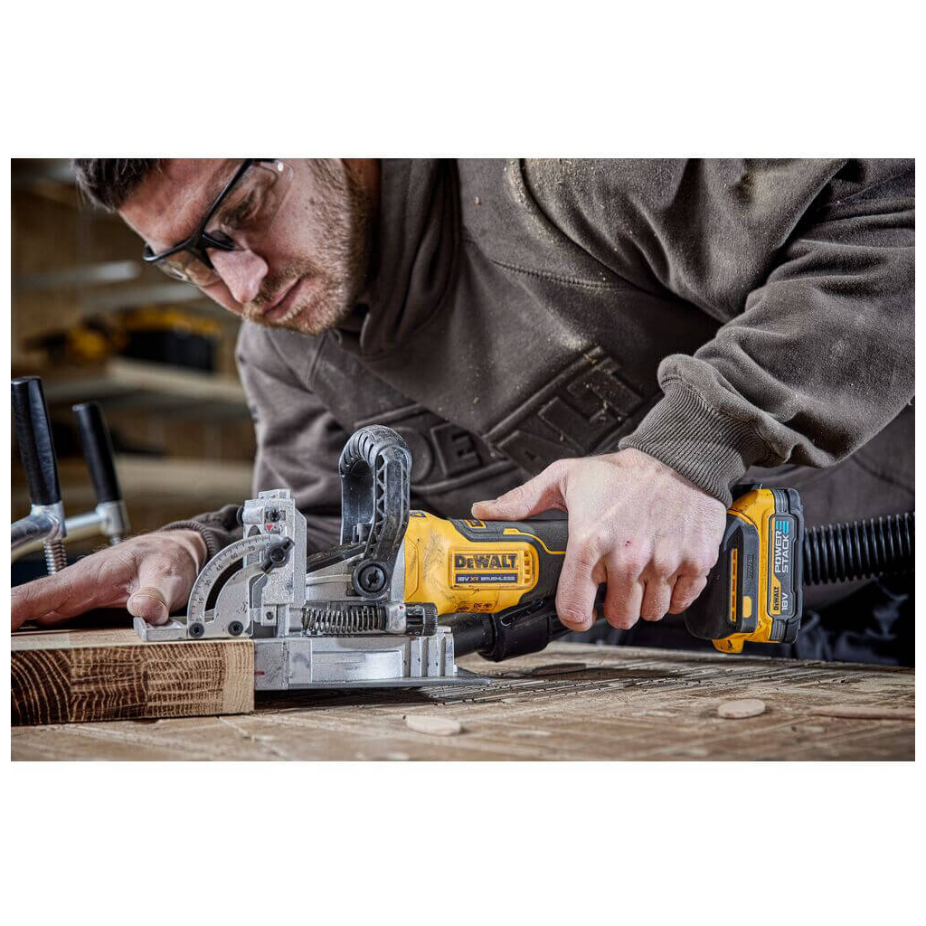 Фрезер DeWALT ламельний, XR Li-Ion 18 В, 8000 об/хв, фрези 102 мм, TSTAK (без АКБ та ЗП) (DCW682NT) - изображение 10