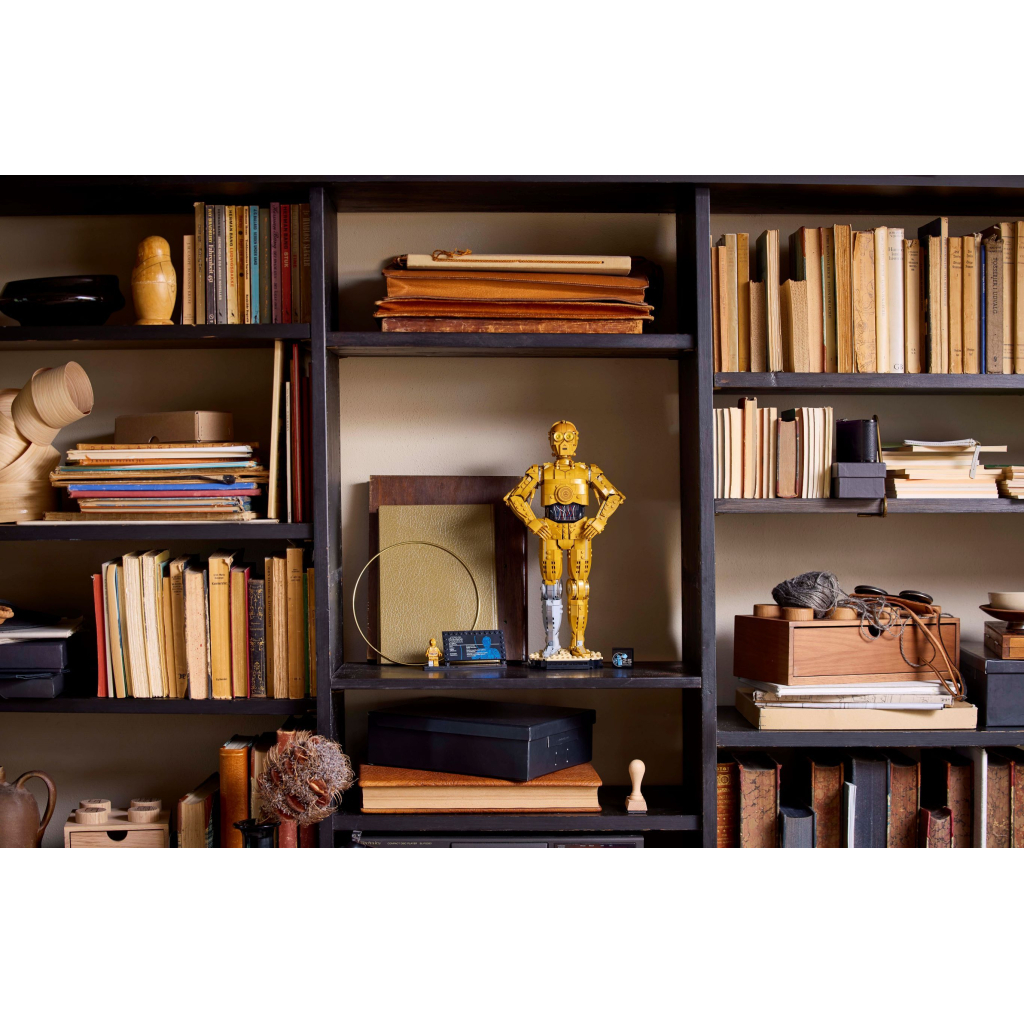 Конструктор LEGO Star Wars C-3PO 1138 деталей (75398) - зображення 9